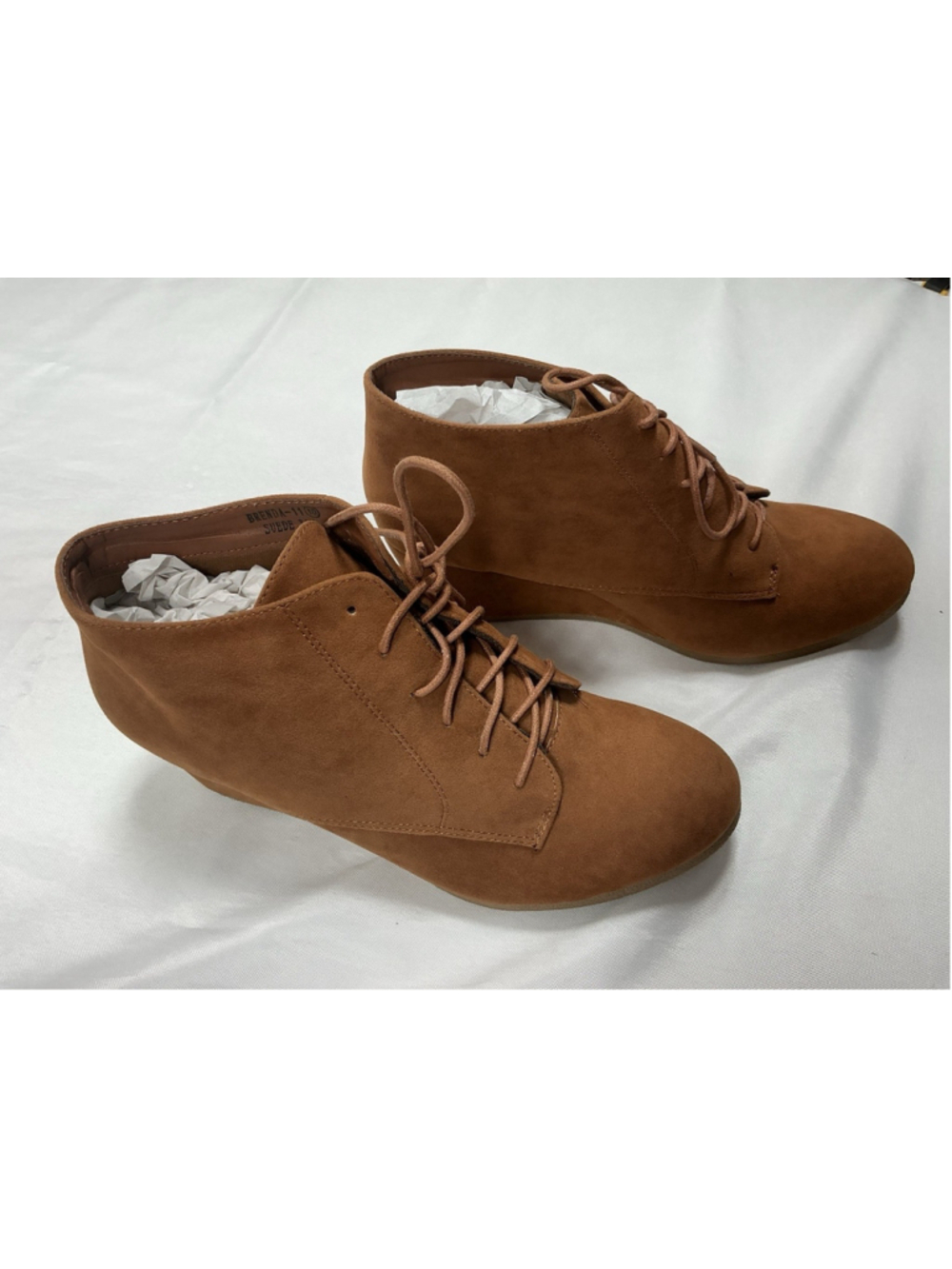 Womans New Bella Marie Brenda Lace Up Wedge Bootie 8.5 Tan High Top